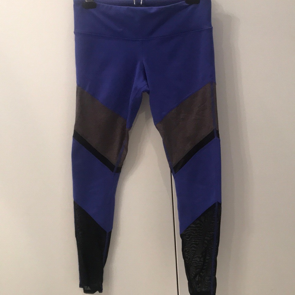 Alo active wear - Picture 2 of 4